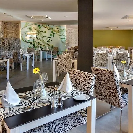 Occidental Lanzarote Mar Otel 4*